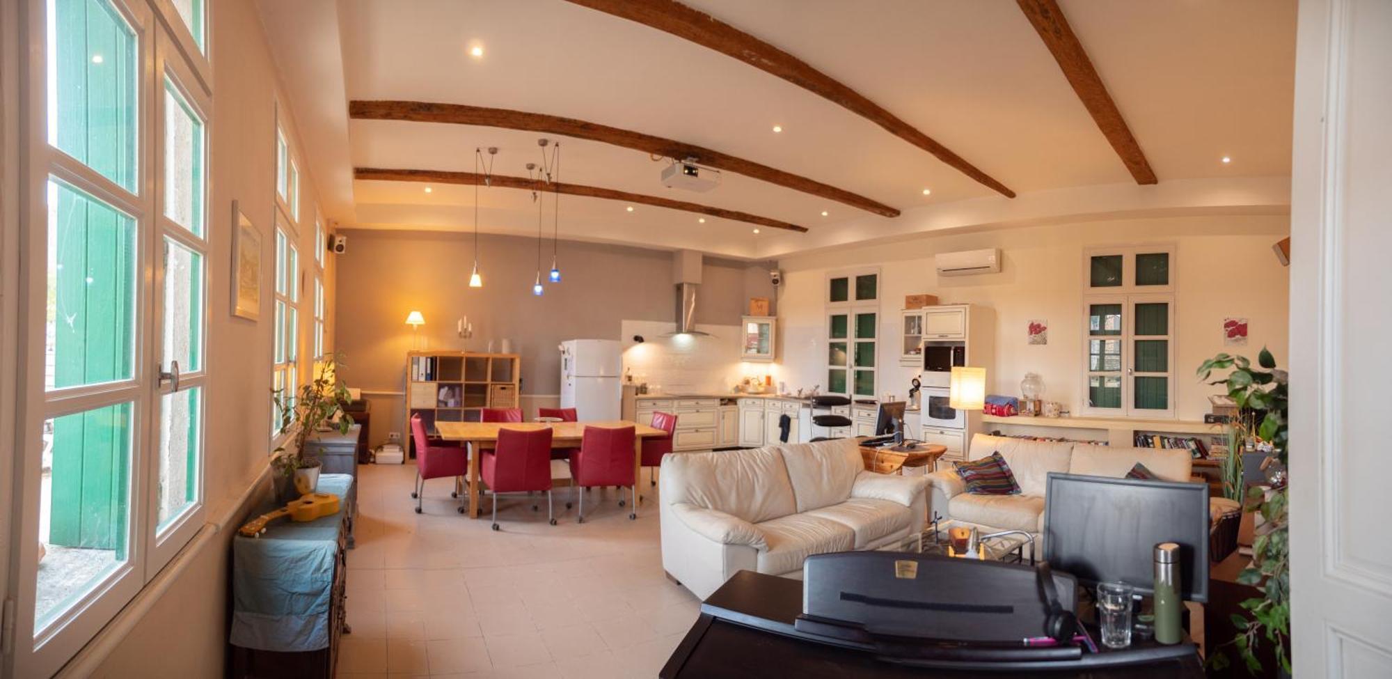 Maison De La Plume * Roujan